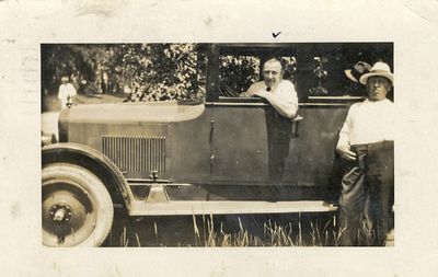 Alois G. iz Millwaukeeja. Wisconsin, pošilja razglednico prijatelju na Gorenjsko leta 1925.