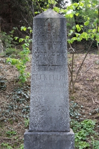 Beck Fülöp
<br />megh. 1898. feb. 11.
<br />életének 52 évében